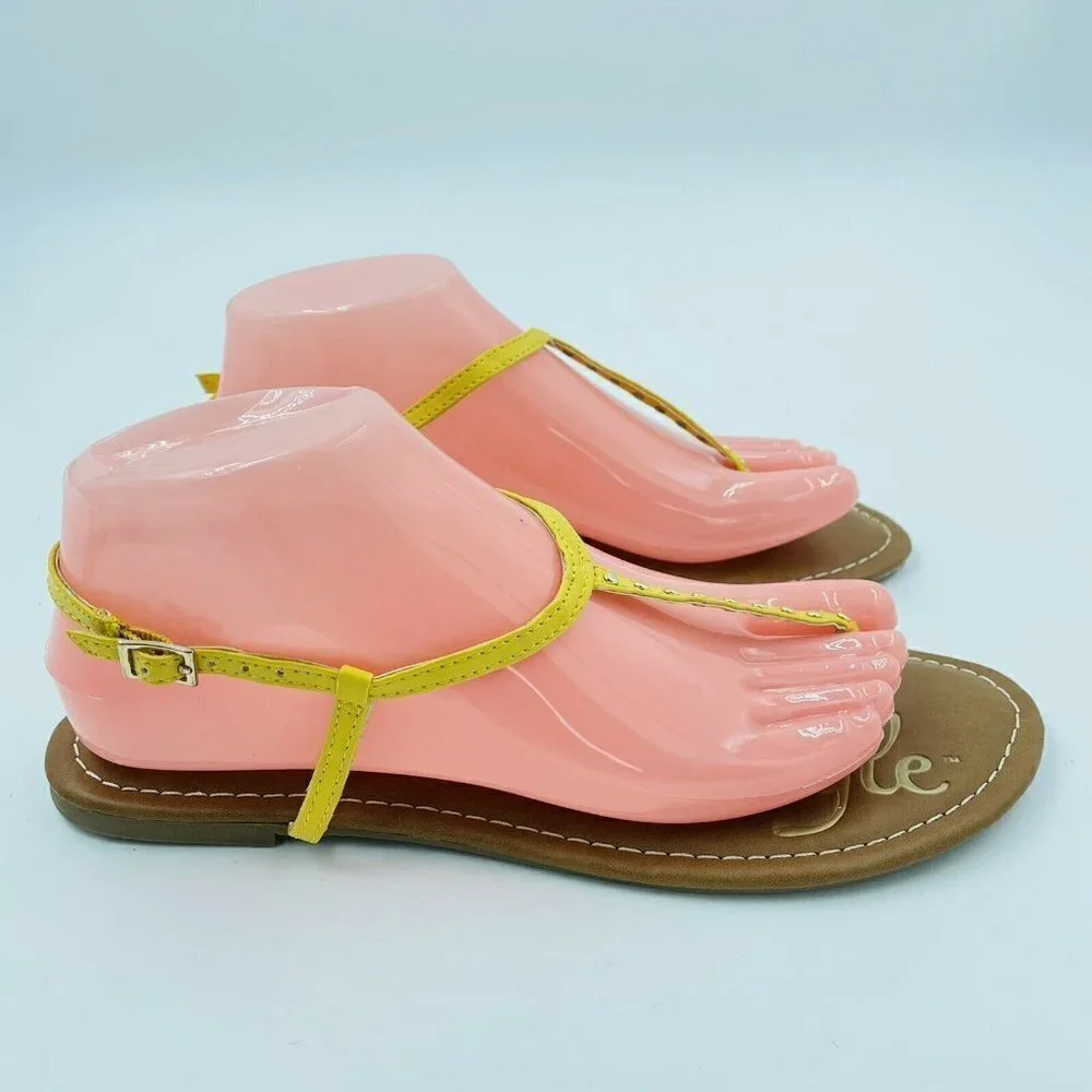 American Eagle Yellow Faux Leather Studded Ankle Strap Thong Sandals Size 9